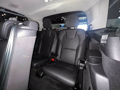 Used 2024 Volvo XC90 T8 Plus w/ Protection Package Premier AWD/4WD image 16