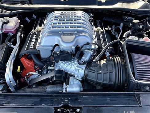 Used 2022 Dodge Challenger SRT Hellcat w/ SRT Black Package image 11