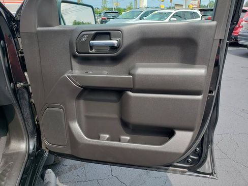 Used 2021 Chevrolet Silverado 1500 Custom Trail Boss AWD/4WD image 19