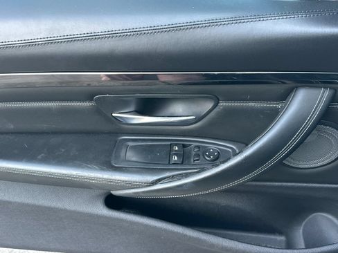 Used 2015 BMW M4 Coupe RWD image 10