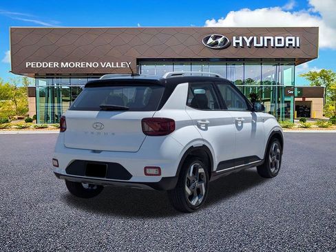 New 2025 Hyundai Venue Limited image 6