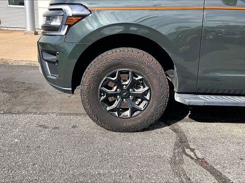 Used 2022 Ford Expedition Timberline AWD/4WD image 4
