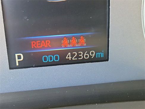 Used 2024 Toyota Corolla LE image 22