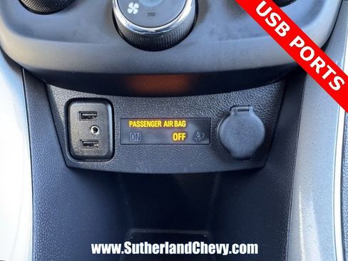 Used 2019 Chevrolet Trax LT w/ LT Convenience Package image 29