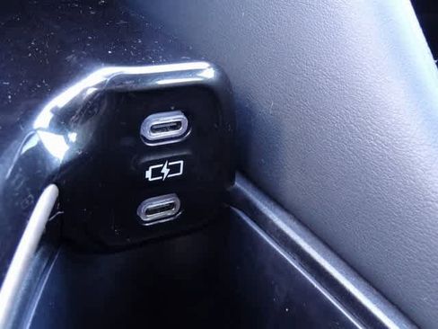 Used 2024 Toyota Crown XLE image 31