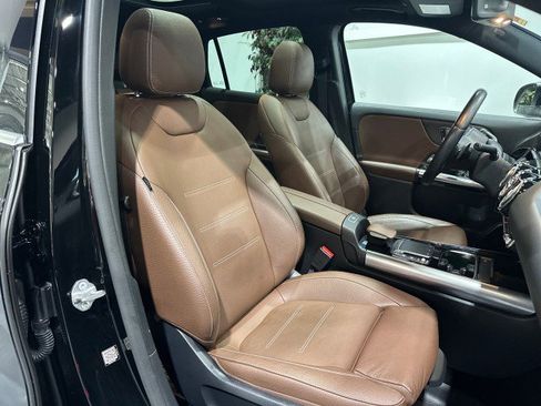 Used 2021 Mercedes-Benz GLA 250 4MATIC image 53