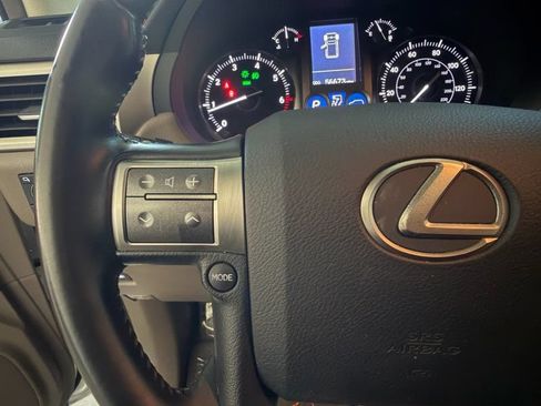 Used 2019 Lexus GX 460 Premium AWD/4WD image 25