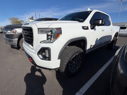 Used 2020 GMC Sierra 1500 AT4 w/ AT4 Premium Package image 5