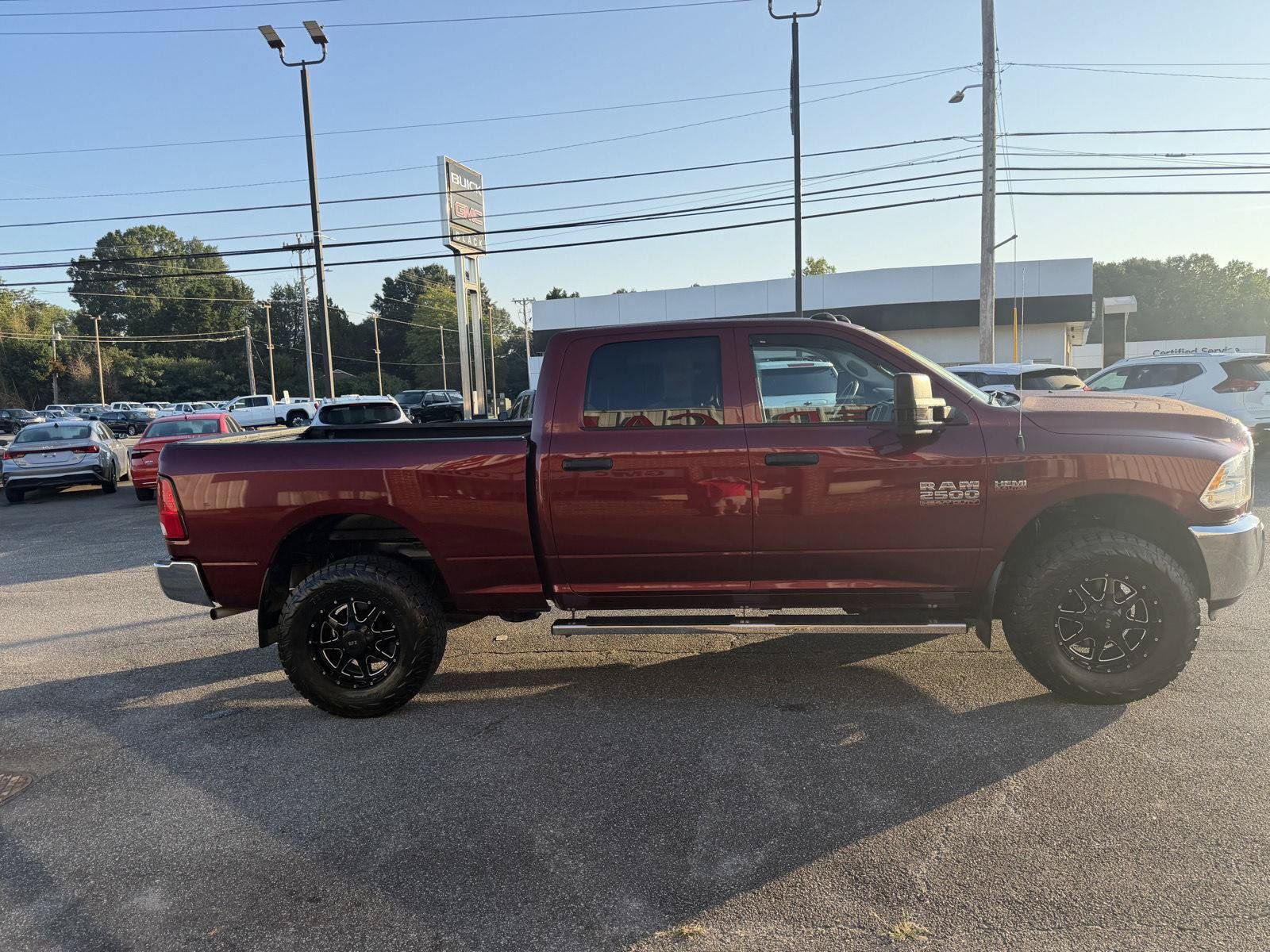 Used 2018 RAM 2500 Tradesman w/ Chrome Appearance Group AWD/4WD image 15
