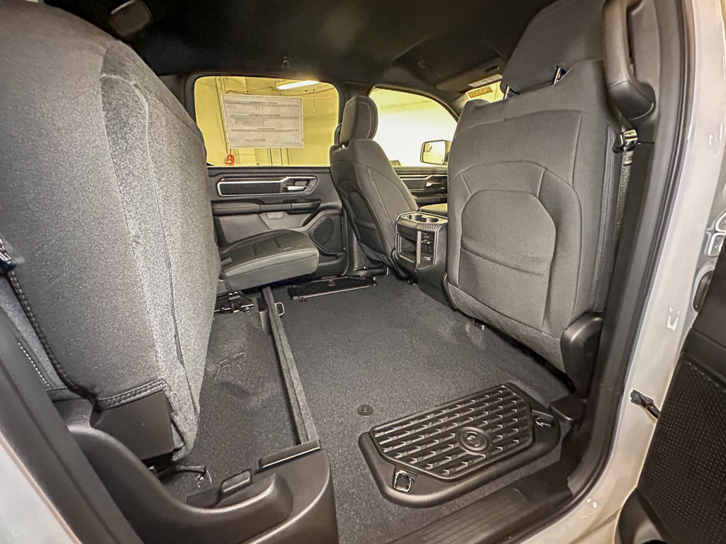 New 2026 RAM 1500 Big Horn AWD/4WD image 4
