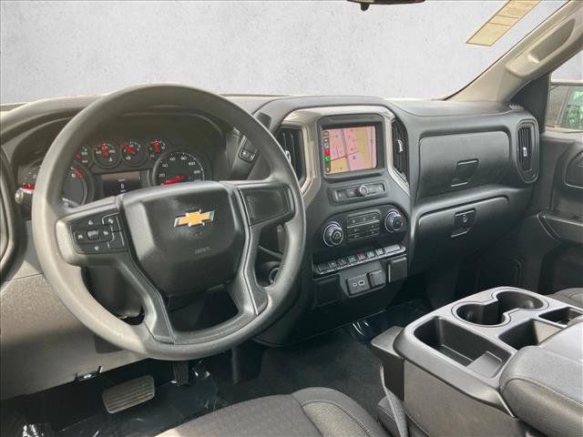 Used 2026 Chevrolet Silverado 1500 Custom w/ LPO, Dark Essentials Package RWD image 10