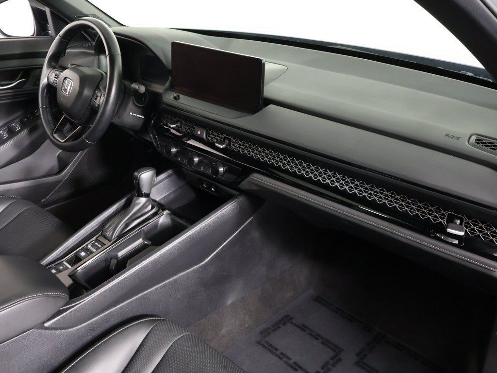 Used 2024 Honda Accord Sport image 28