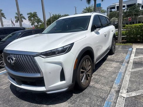 Used 2026 INFINITI QX60 Luxe w/ Cargo Package FWD image 4