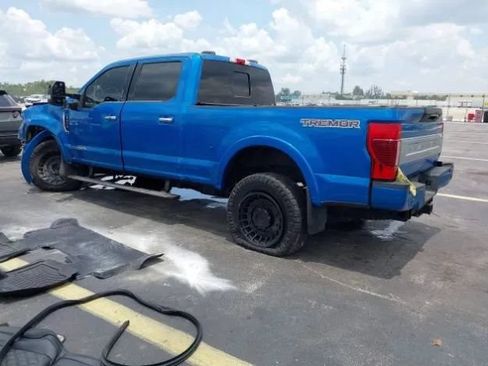 Used 2021 Ford F250 Platinum w/ Tremor Off-Road Package AWD/4WD image 3