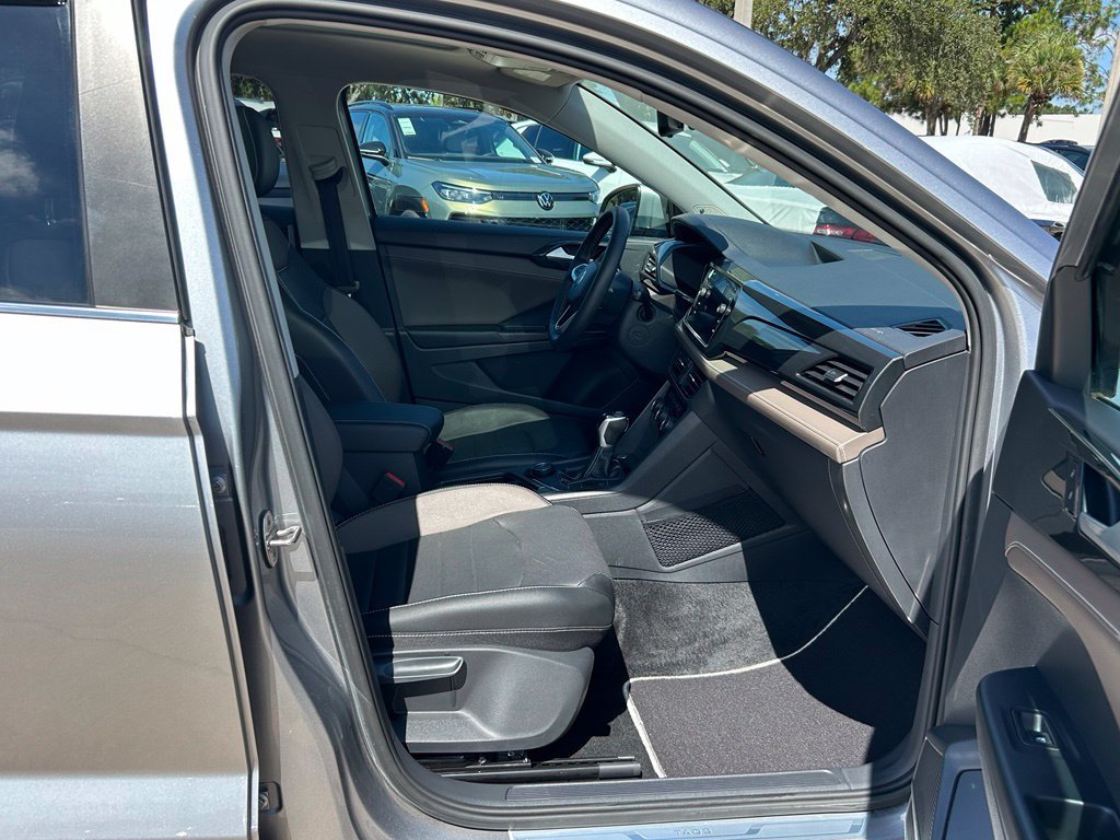 Certified 2023 Volkswagen Taos SEL AWD/4WD image 43