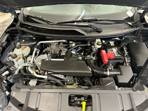 Used 2026 Nissan Rogue SL AWD/4WD image 34