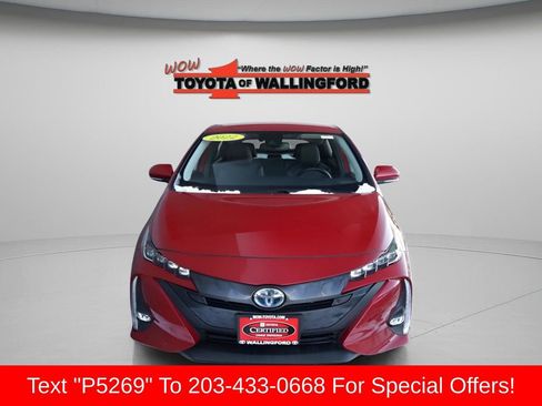Certified 2022 Toyota Prius Prime Limited FWD image 4