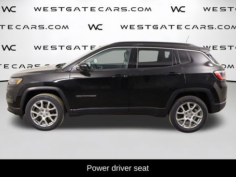 Used 2022 Jeep Compass Latitude image 5