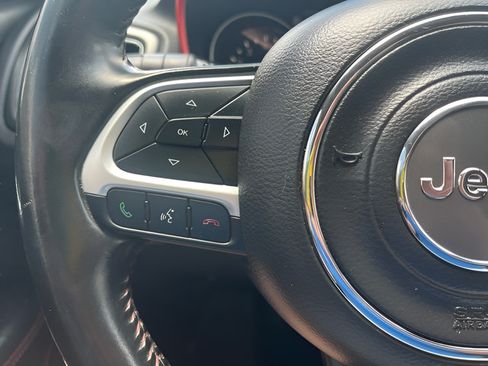 Used 2020 Jeep Compass Trailhawk AWD/4WD image 19