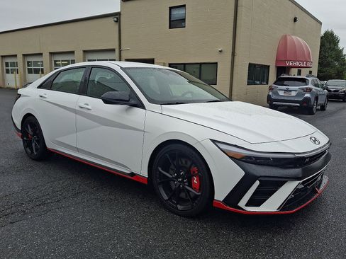 Certified 2025 Hyundai Elantra N FWD image 3