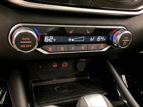 New 2025 Nissan Altima 2.5 SR w/ SR Premium Package image 26