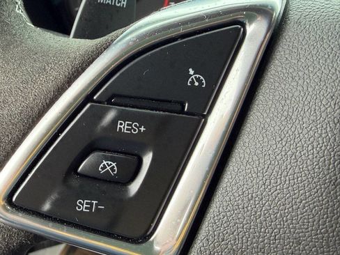 Used 2020 Chevrolet Camaro SS RWD image 16