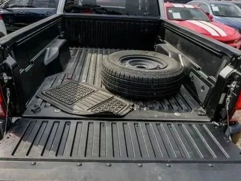 Used 2022 Toyota Tacoma SR image 40