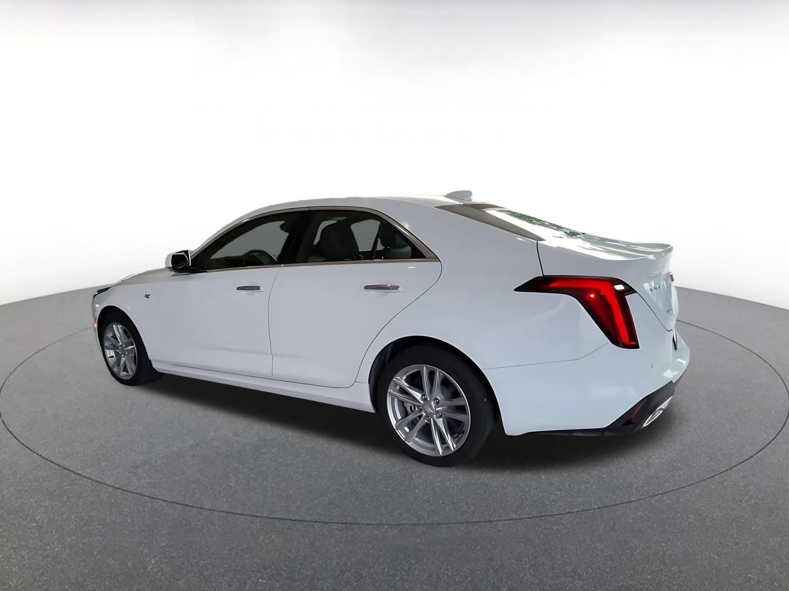 Used 2026 Cadillac CT4 Luxury AWD/4WD image 9