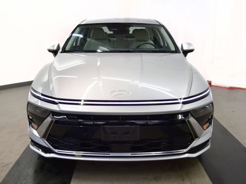 Used 2025 Hyundai Sonata SEL image 3