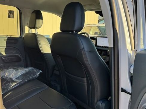 New 2026 Ford Maverick Lobo AWD/4WD image 12