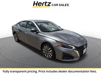 Used 2025 Nissan Altima 2.5 SV FWD video 1