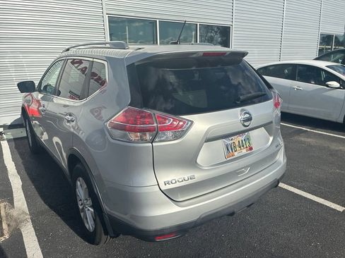 Used 2016 Nissan Rogue SV w/ SV Premium Package AWD/4WD image 6