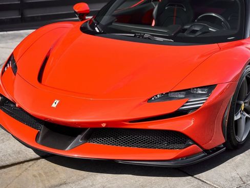 Used 2021 Ferrari SF90 Stradale AWD/4WD image 6