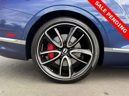 Used 2023 Bentley Continental GT Azure image 17
