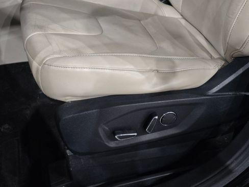 Used 2016 Ford Edge Titanium w/ Equipment Group 302A image 21