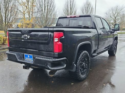 Used 2024 Chevrolet Silverado 2500 High Country w/ High Country Premium Package image 6