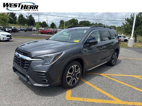 Used 2024 Subaru Ascent Limited image 4