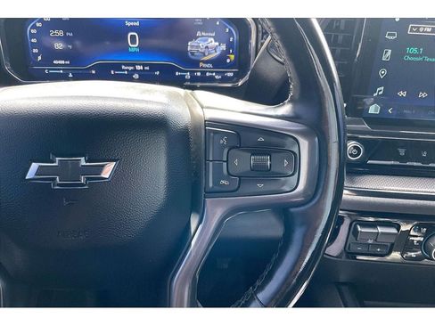 Used 2024 Chevrolet Silverado 2500 ZR2 w/ Technology Package AWD/4WD image 21