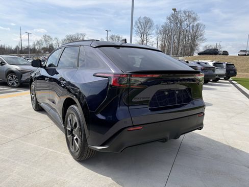 New 2026 Subaru Solterra Premium image 6