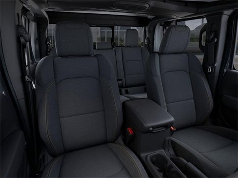 New 2025 Jeep Gladiator Willys image 9