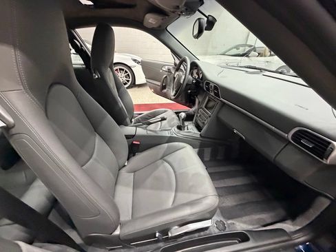 Used 2006 Porsche 911 Carrera S RWD image 47