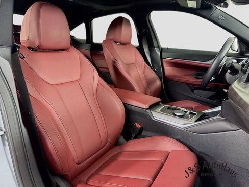 Used 2025 BMW 440i xDrive w/ Premium Package image 35