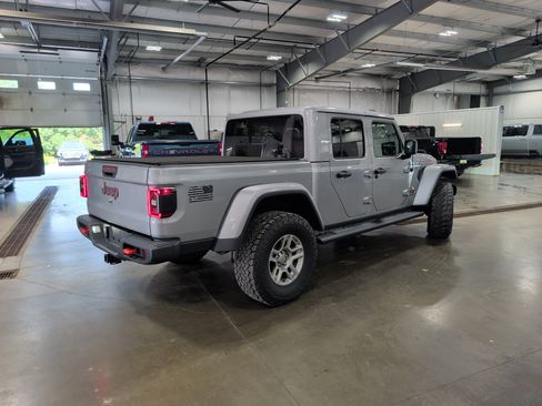 Used 2021 Jeep Gladiator Mojave AWD/4WD image 3