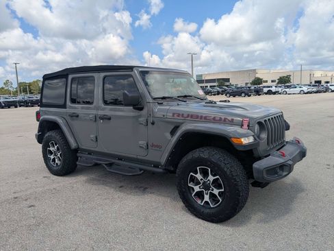 Used 2021 Jeep Wrangler Unlimited Rubicon AWD/4WD image 2