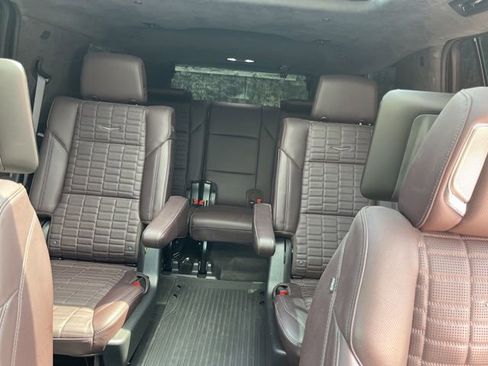 Used 2023 Cadillac Escalade V image 37