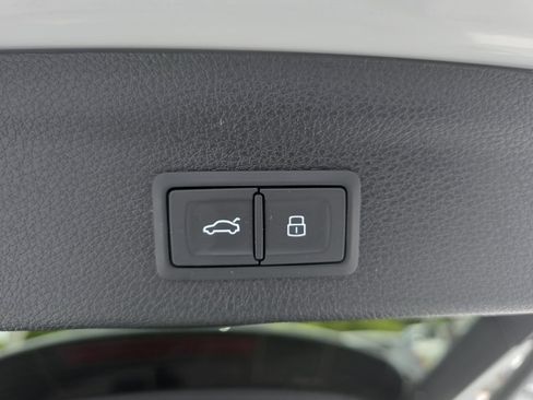 Used 2022 Audi Q3 2.0T Premium AWD/4WD image 28