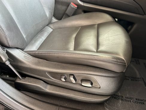 Used 2023 Cadillac XT5 Premium Luxury image 24