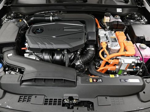 New 2026 Hyundai Sonata Limited FWD image 9