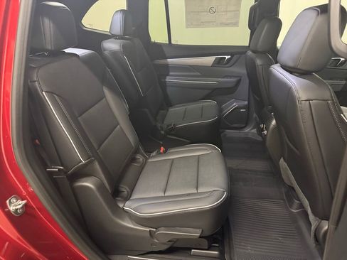 New 2026 Buick Enclave Preferred w/ LPO, All-Weather Package FWD image 32