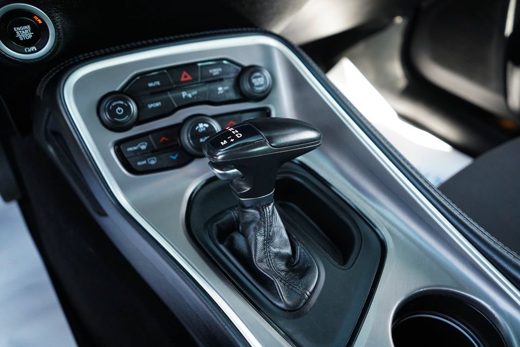 Used 2022 Dodge Challenger GT RWD image 13